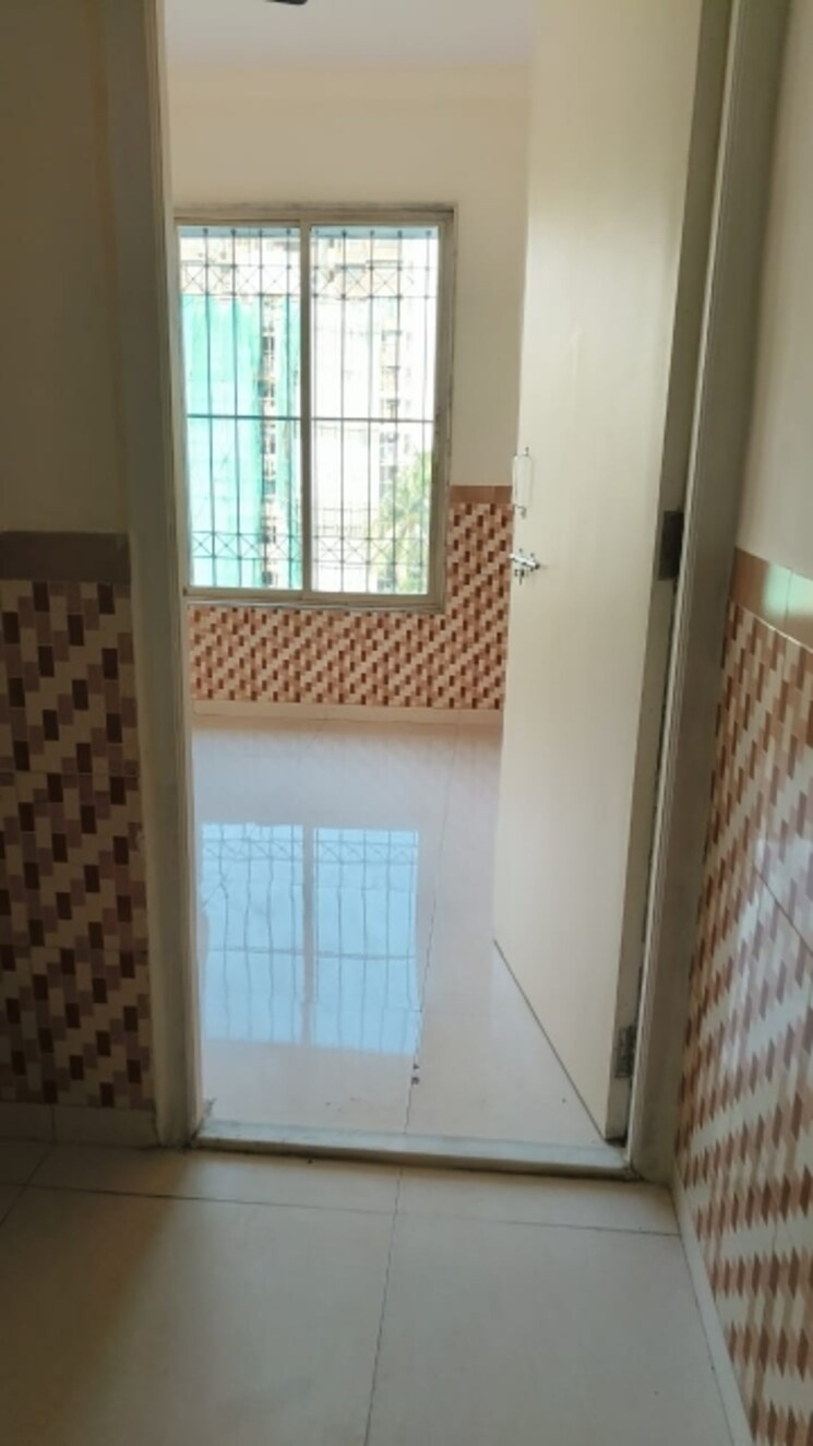 Room, status-apartment-santacruz 1 Bedroom 560 Sq.Ft. Apartment In Santacruz East Mumbai 8592409