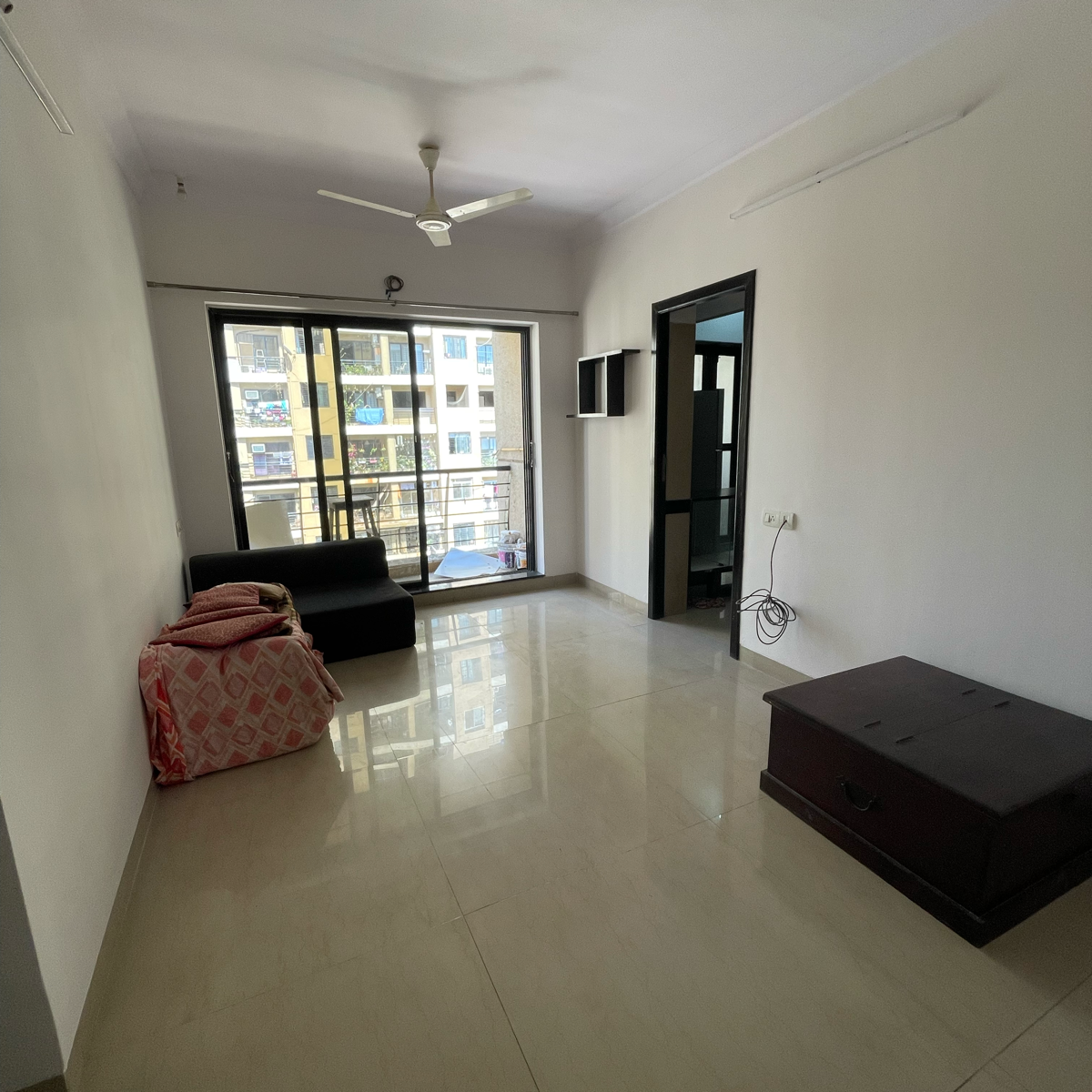 2 BHK Apartment For Rent in Raheja Heights
