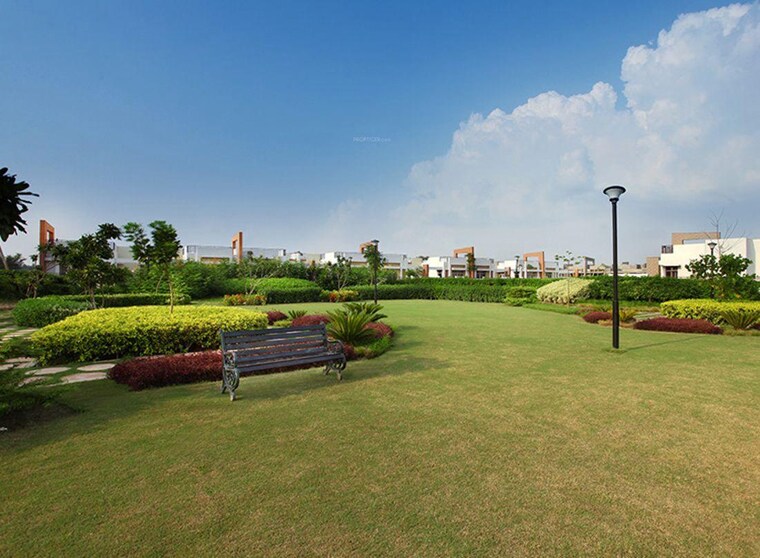 Garden, eldeco-shaurya  1211 Sq.Ft. Plot In Bijnor Road Lucknow 8592481