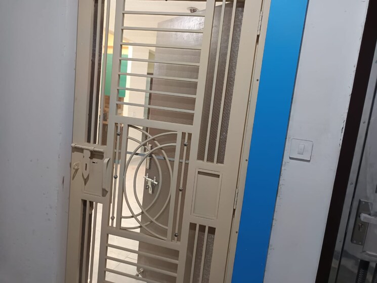 undefined, amrapali-dream-valley 2 Bedroom 850 Sq.Ft. Apartment In Tech Zone 4 Greater Noida Greater Noida 8592497