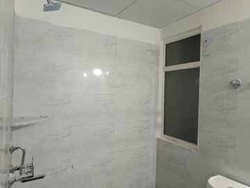 Room in 2 BHK Apartment at Amrapali Dream Valley, Tech Zone 4 Greater Noida – for Rent