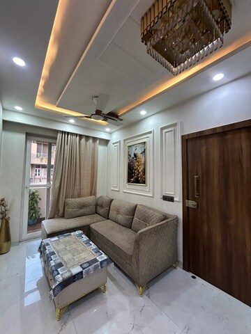 Living Room in 2.5 BHK Builder Floor at SS The Lilac, Sector 49 – for Sale