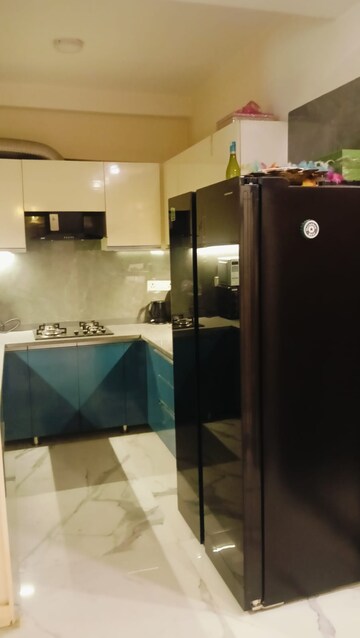 Team Area in 3 BHK Builder Floor at Sector 55 – for Rent