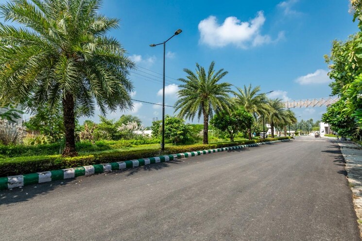 Garden, eldeco-shaurya  1580 Sq.Ft. Plot In Bijnor Road Lucknow 8592525