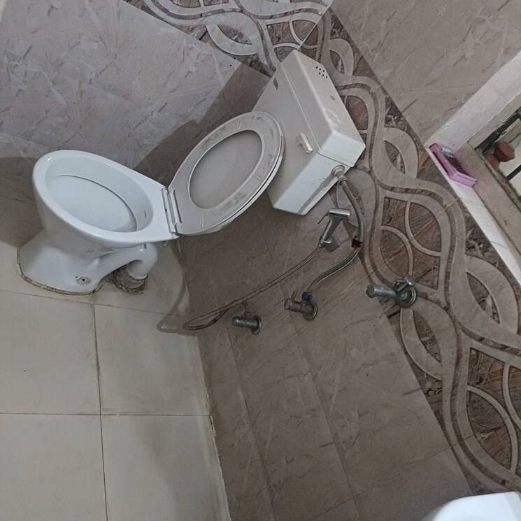 Bathroom, palam vihar 3.5 Bedroom 2250 Sq.Ft. Villa In Palam Vihar Gurgaon 8592831