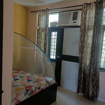 Bedroom in 3.5 BHK Villa at Palam Vihar – for Rent