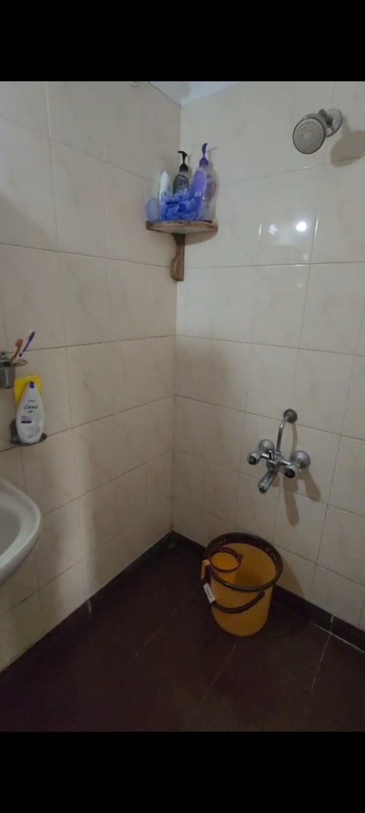 Bathroom, vile parle east 4 Bedroom 1800 Sq.Ft. Apartment In Vile Parle East Mumbai 8592563
