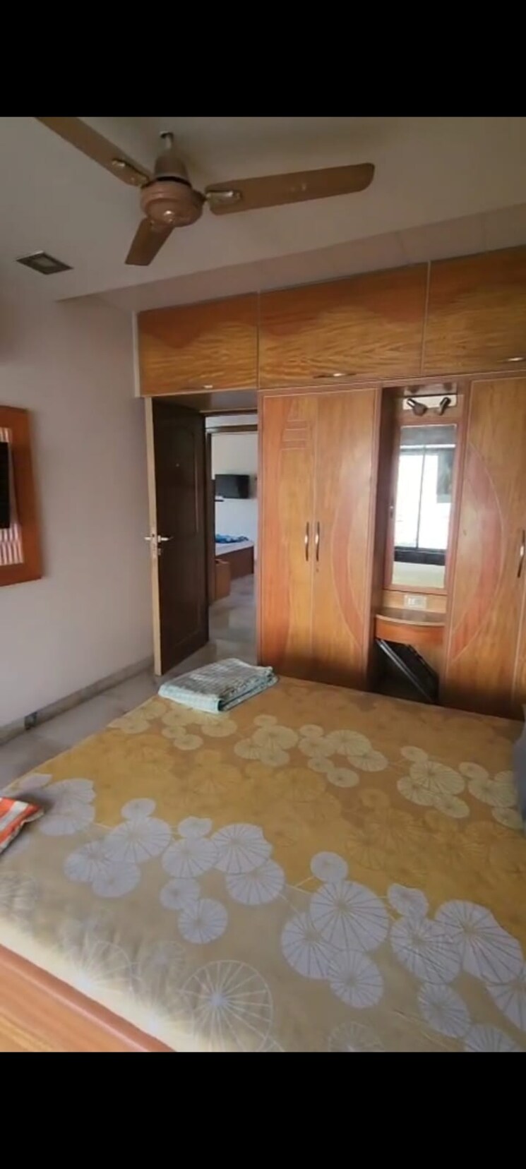 Room, vile parle east 4 Bedroom 1800 Sq.Ft. Apartment In Vile Parle East Mumbai 8592563