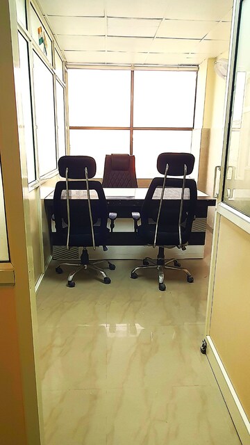  Office Space For Rent in Sector 15