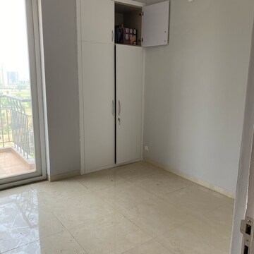 Bedroom in 2 BHK Apartment at Supertech Hues, Sector 68 – for Rent