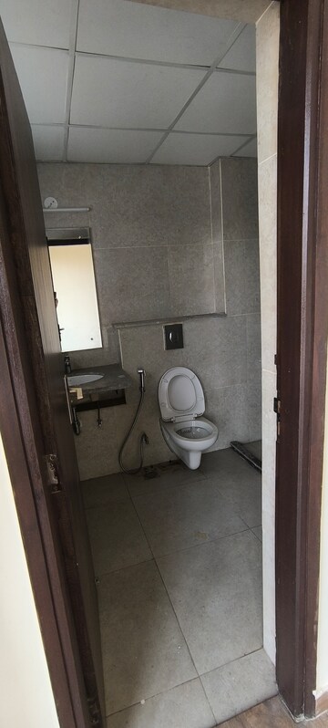 Bathroom in 4 BHK Builder Floor at BPTP Amstoria, Sector 102 – for Rent