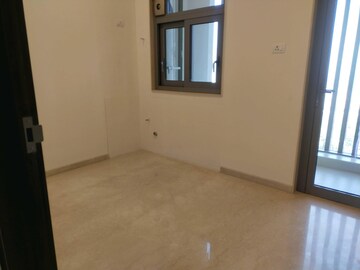Room in 3 BHK Apartment at Piramal Mahalaxmi, Mahalaxmi – for Sale