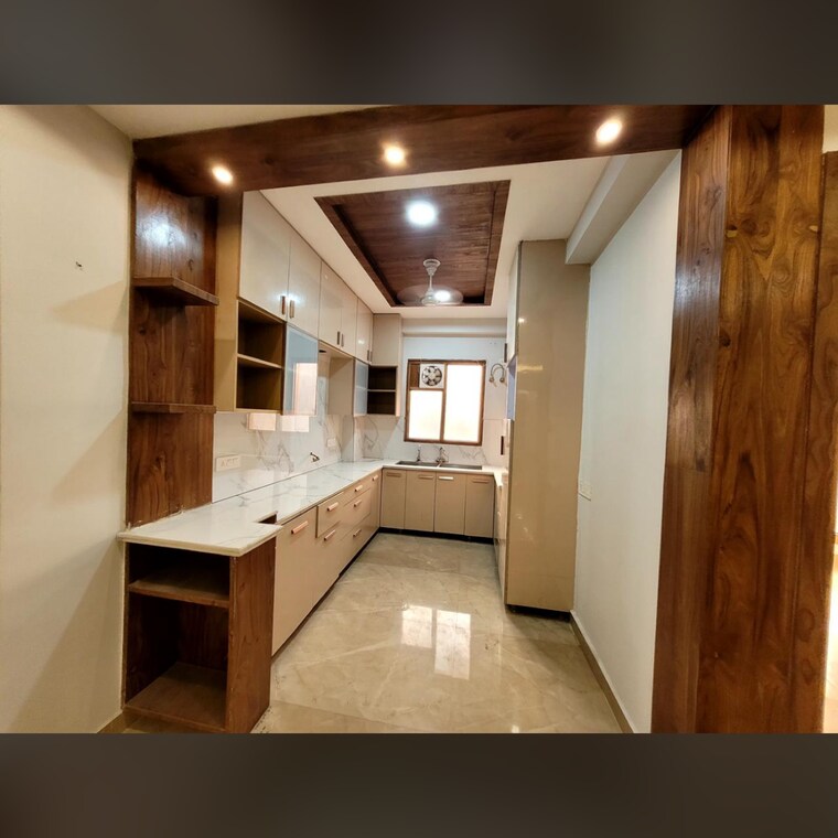Kitchen, green fields colony 3.5 Bedroom 205 Sq.Yd. Builder Floor In Green Fields Colony Faridabad 8592624