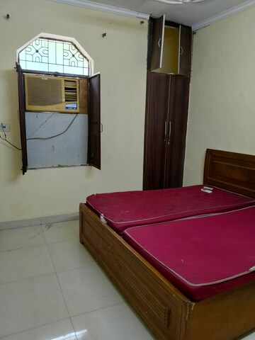 Bedroom in 2 BHK Apartment at Paschim Vihar – for Rent