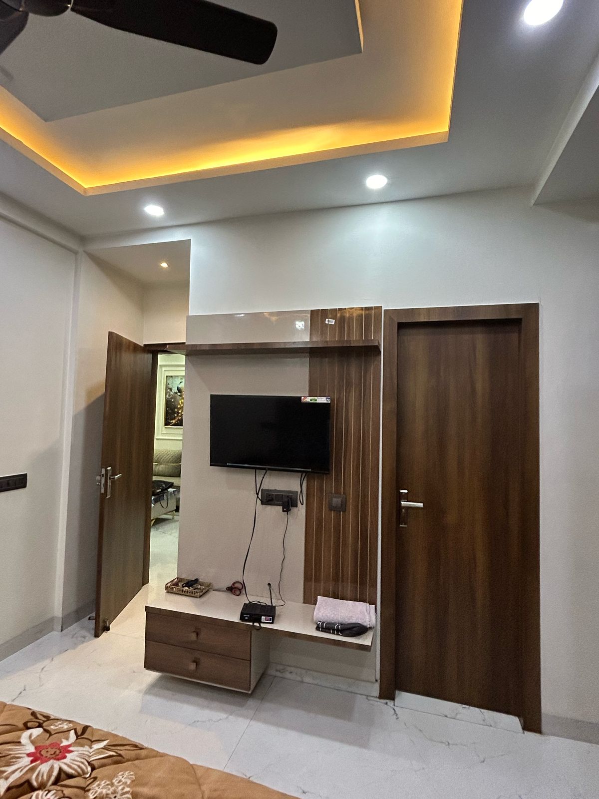 2 BHK + Pooja Room 900 Sq.Ft. Builder Floor in SS The Lilac