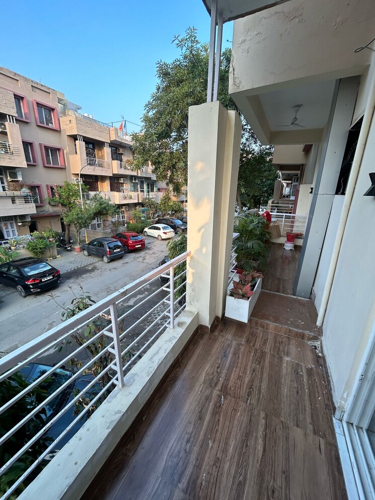 Balcony, ss-the-lilac 2 Bedroom 900 Sq.Ft. Builder Floor In Sector 49 Gurgaon 8592662