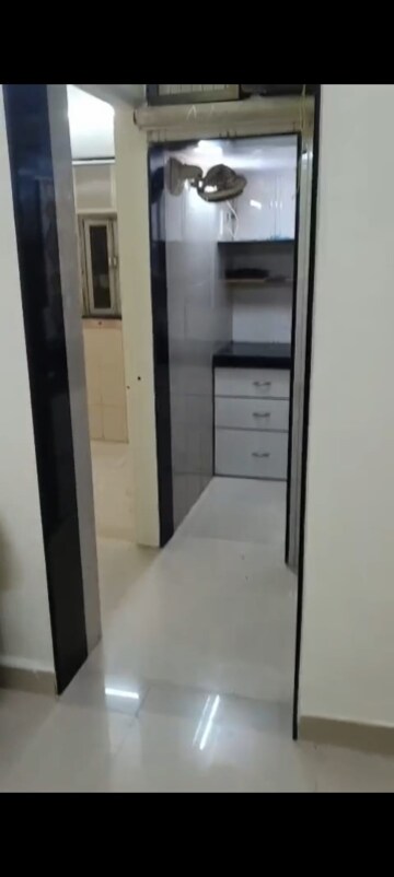 1 BHK Apartment For Rent in Crystal Plaza Santacruz, Santacruz East