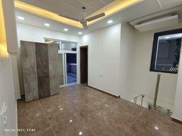 Room in 3 BHK Builder Floor at Sector 1 Greater Noida – for Sale