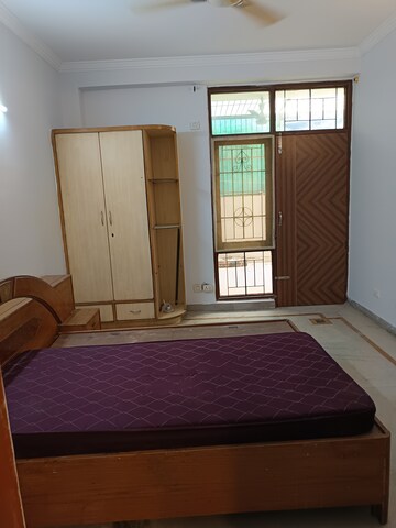 Bedroom in 3 BHK Builder Floor at Uppal Southend, Sector 49 – for Rent