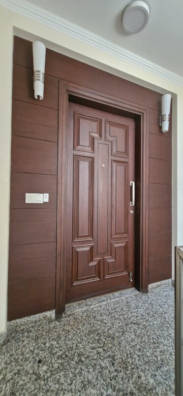 Building Lobby in 4 BHK Builder Floor at Greater Kailash ii – for Rent