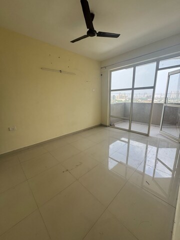 Room in 2 BHK Apartment at Pyramid Fusion Homes, Sector 70a – for Rent