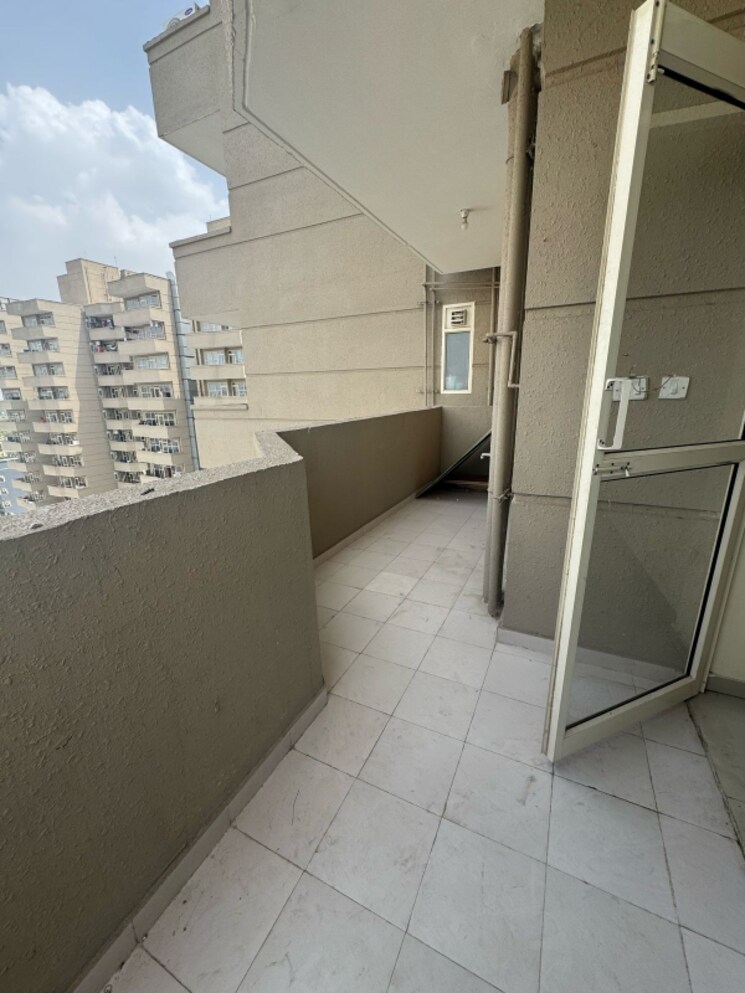 Balcony, pyramid-fusion-homes 2 Bedroom 680 Sq.Ft. Apartment In Sector 70a Gurgaon 8592771