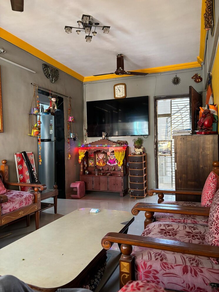 Living Room, latif-park 1.5 Bedroom 450 Sq.Ft. Apartment In Mira Road Thane 8592776