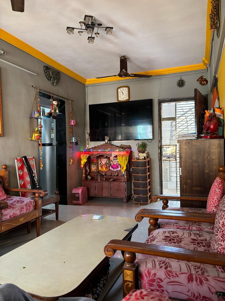 Living Room, latif-park 1.5 Bedroom 450 Sq.Ft. Apartment In Mira Road Thane 8592776