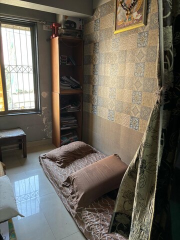 Living Room in 1.5 BHK Apartment at Latif Park, Mira Road – for Sale