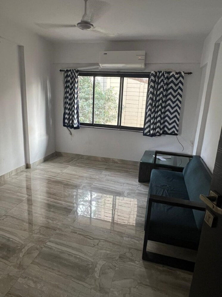 Living Room, juhu 1 Bedroom 550 Sq.Ft. Apartment In Juhu Mumbai 8592764