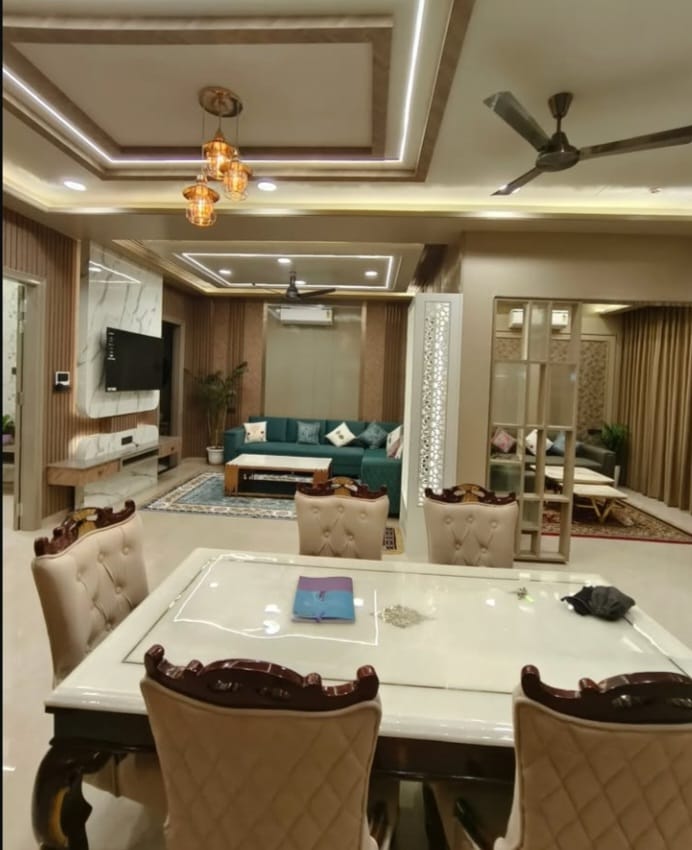 4 BHK + Pooja Room,Servant Room Builder Floor For Sale in Bulder Floor 