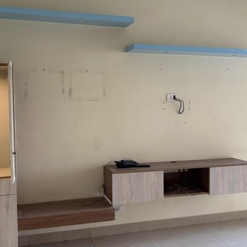 Furnished Amenities in 2 BHK Apartment at M3M Sierra, Sector 68 – for Rent