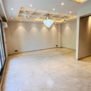 Room in 4 BHK Builder Floor at Ansal Boom Plaza, Sector 57 – for Sale