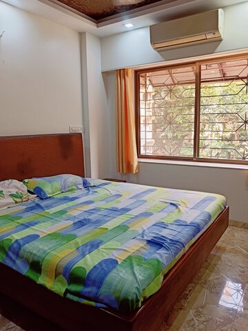 Bedroom in 2 BHK Apartment at Bandra West – for Rent