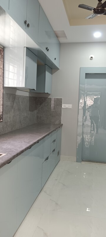 Kitchen in 3 BHK Apartment at Kondapur – for Rent