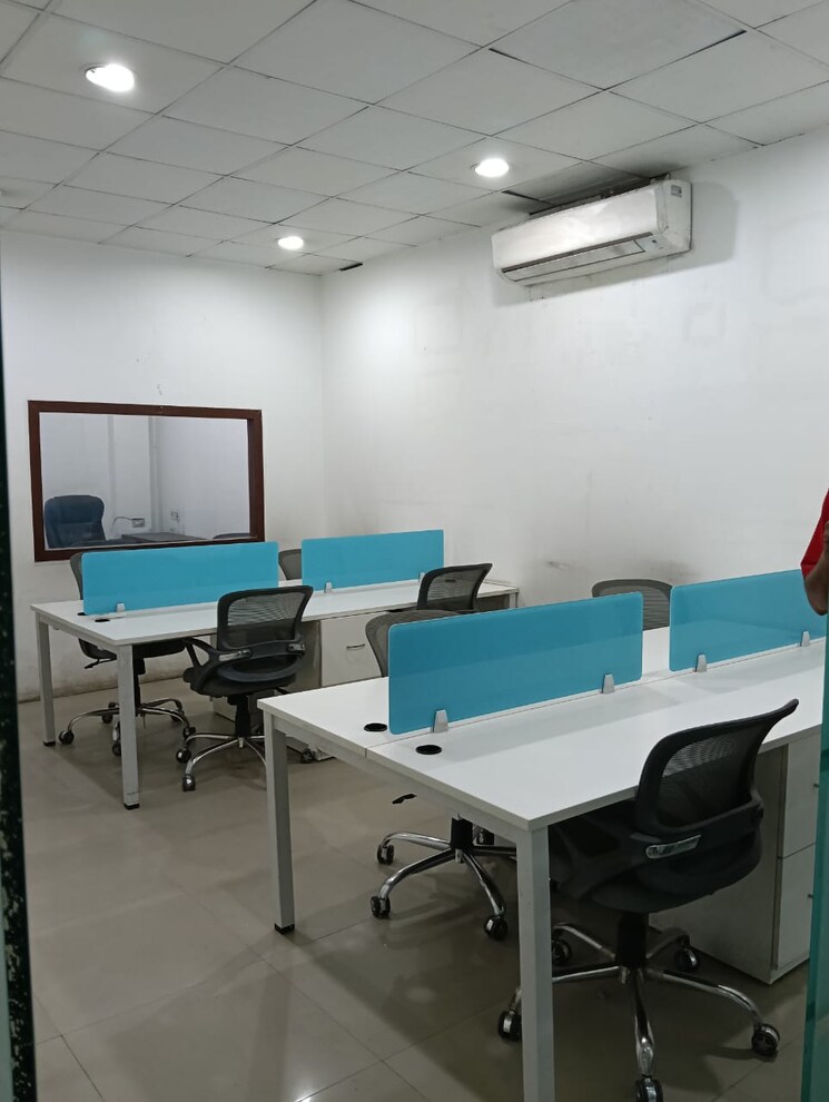 Team Area, sector 63 Commercial Office Space 500 Sq.Ft. In Sector 63 Noida 8592809