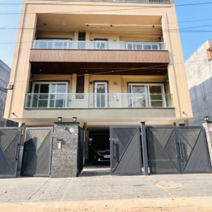 3.5 BHK Builder Floor – Exterior View View at Ardee Mall, Sector 52a - for Sale