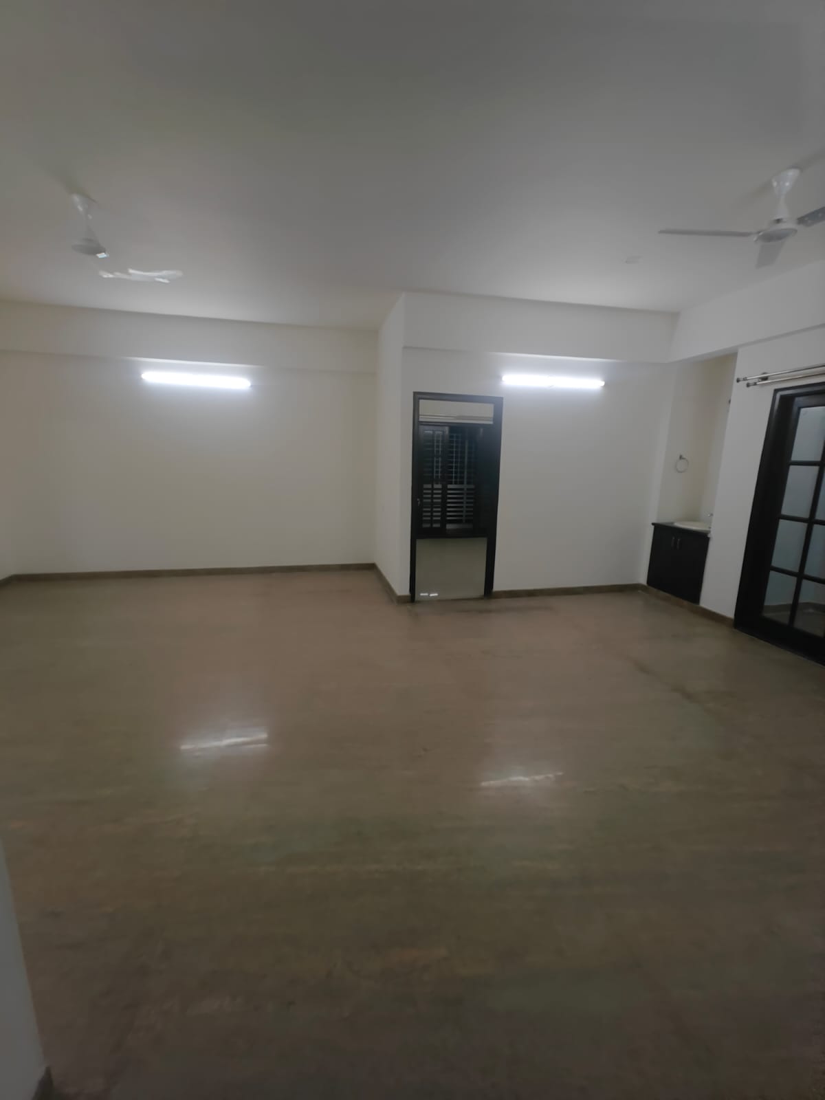 3 BHK Apartment For Rent in Cooke Town