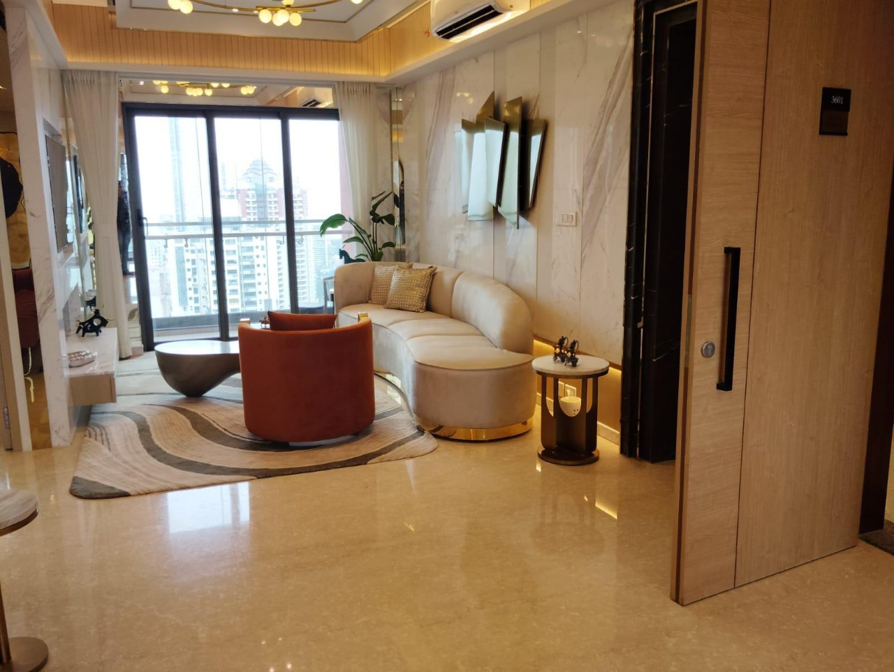 3 BHK + Servant Room,Study Room Apartment For Sale in Lodha The World Towers World One Tier 2