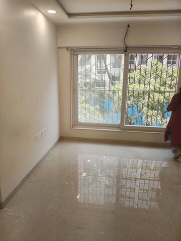 Room in 1 BHK Apartment at Gurukrupa Devam Majesty, Ghatkopar East – for Rent