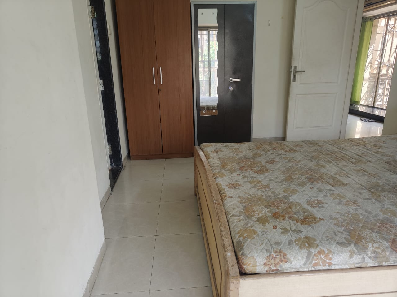 2 BHK + Servant Room Apartment For Rent in Srishti Panch Srishti