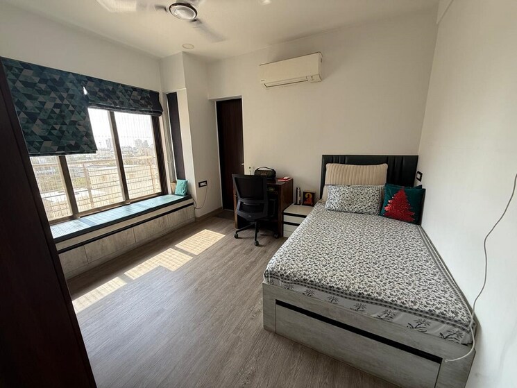 Bedroom, bandra west 3 Bedroom 1200 Sq.Ft. Apartment In Bandra West Mumbai 8592880