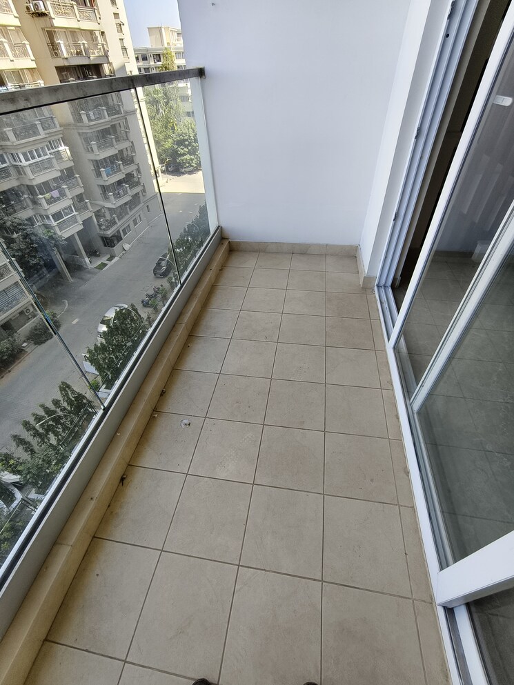 Balcony, prestige-woodland-park 4 Bedroom 2766 Sq.Ft. Villa In Cooke Town Bangalore 8592909