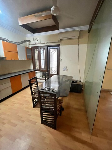 Gym in 3 BHK Builder Floor at Sushant Lok I – for Rent