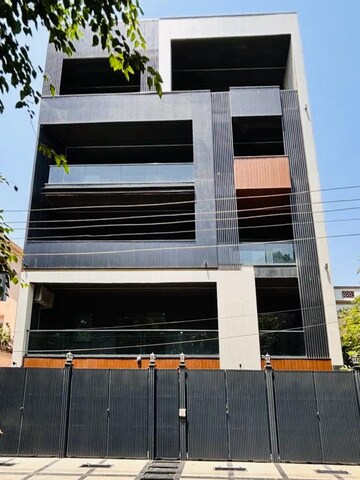 4 BHK Builder Floor For Rent in DLF Atria, Dlf Phase ii