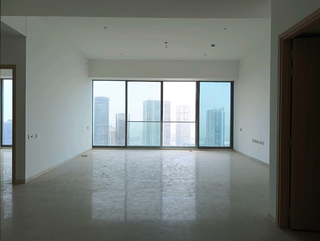 4 BHK + Servant Room,Study Room Apartment For Sale in Rustomjee Crown