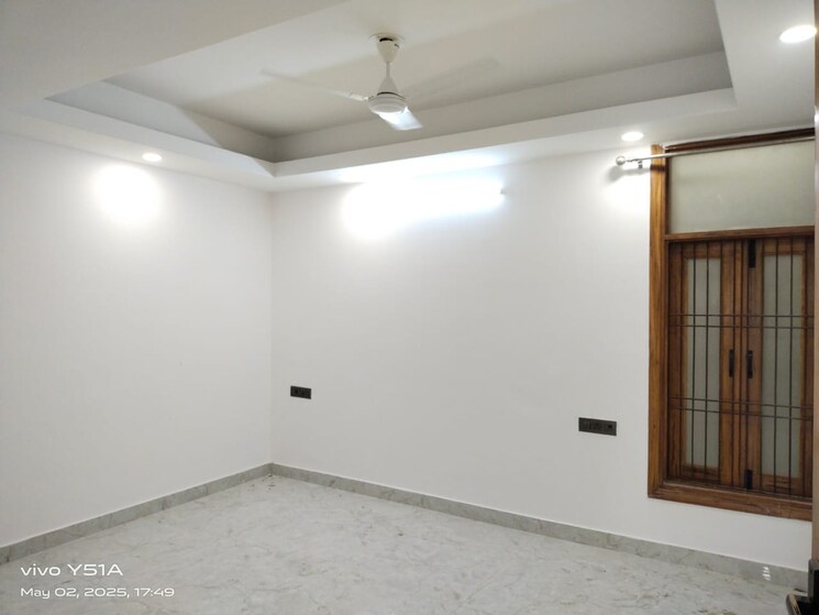 Room, shanti kunj 3 Bedroom 1550 Sq.Ft. Builder Floor In Shanti Kunj Delhi 8593069