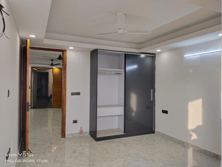 Room, shanti kunj 3 Bedroom 1550 Sq.Ft. Builder Floor In Shanti Kunj Delhi 8593069