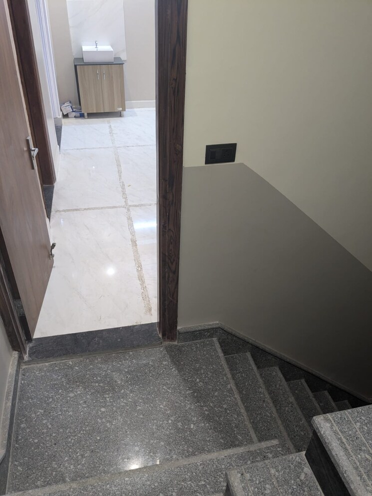 Room, migsun-vilaasa 4 Bedroom 2740 Sq.Ft. Apartment In Eta Ii Greater Noida Greater Noida 8593072