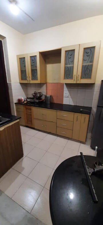 Kitchen in 3 BHK Builder Floor at Ardee City, Sector 52 – for Rent